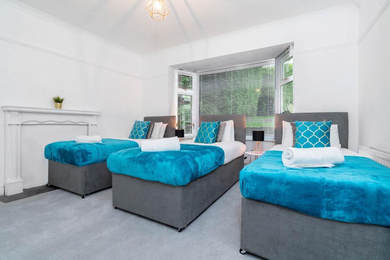 Large 4 Bedroom House - Top Rated - Off-Street Parking - Garden - Sleeps 9 - Contractors - Groups - Pool Table Northfield ภายนอก รูปภาพ