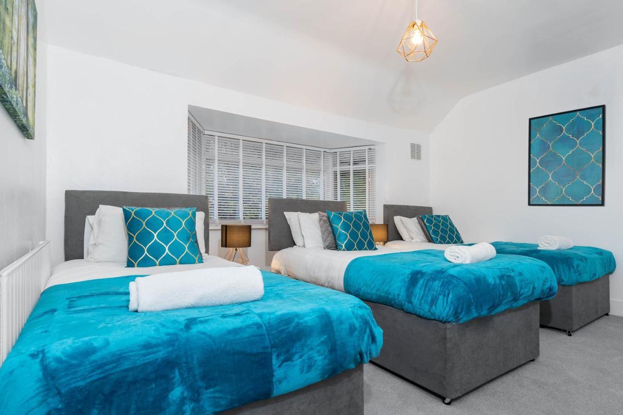 Large 4 Bedroom House - Top Rated - Off-Street Parking - Garden - Sleeps 9 - Contractors - Groups - Pool Table Northfield ภายนอก รูปภาพ